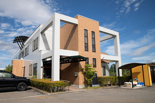 合同会社土方 本社外観